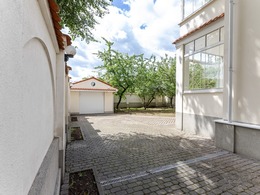 Parduodamos 408 kv.m. komercinės patalpos Jovaro g., Naujamiestyje, Vilniuje 3