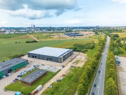 IŠNUOMOJAMOS MODERNIOS DAUGIAFUNKCINĖS PATALPOS 28