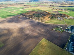 PARDUODAMAS 23 HA SKLYPAS ŠALIA ,,VLANTANOS