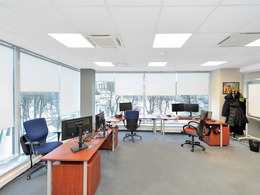 Kauno centre, Vytauto pr., šiuolaikiškame A klasės ,,VERSLO CENTRAS 32‘‘, išnuomojamos 308,69 kv. m. BIURO patalpos, 4 aukšte. 13