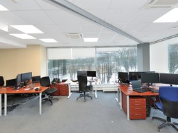 Kauno centre, Vytauto pr., šiuolaikiškame A klasės ,,VERSLO CENTRAS 32‘‘, išnuomojamos 308,69 kv. m. BIURO patalpos, 4 aukšte. 10