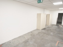 Išnuomojamos patalpos 162 kv.m rūsyje. A klasės ,,VERSLO CENTRAS 32‘‘ Kauno centre, Vytauto pr., 4