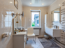 Parduodamas namas S. Nėries g. 39, Mažeikiuose, 350.00 kv.m ploto, 2 aukštai 27