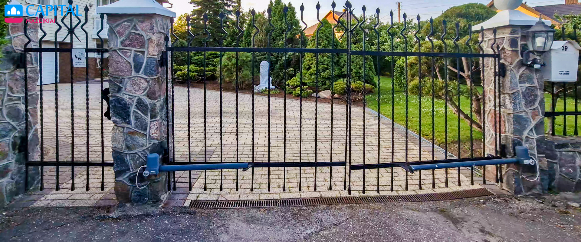 Parduodamas namas S. Nėries g. 39, Mažeikiuose, 350.00 kv.m ploto, 2 aukštai