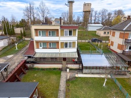 Parduodamas namas Slėnio g. 13, Akmenėje, 234.86 kv.m ploto, 2 aukštai 9