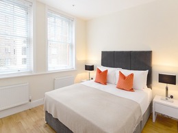Flat, King Street 290, London, Greater London, 973.00 sq.m, 3 rooms 3